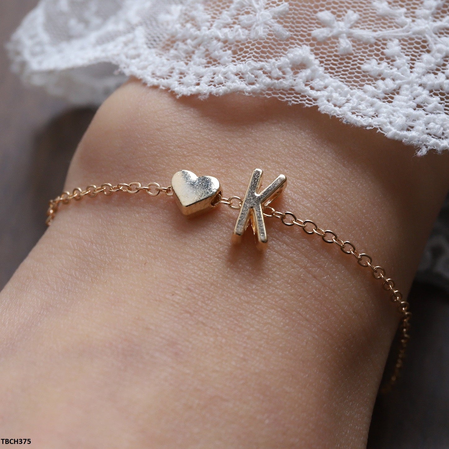 TBCH375 QWN Alphabet Heart Bracelet - TBCH