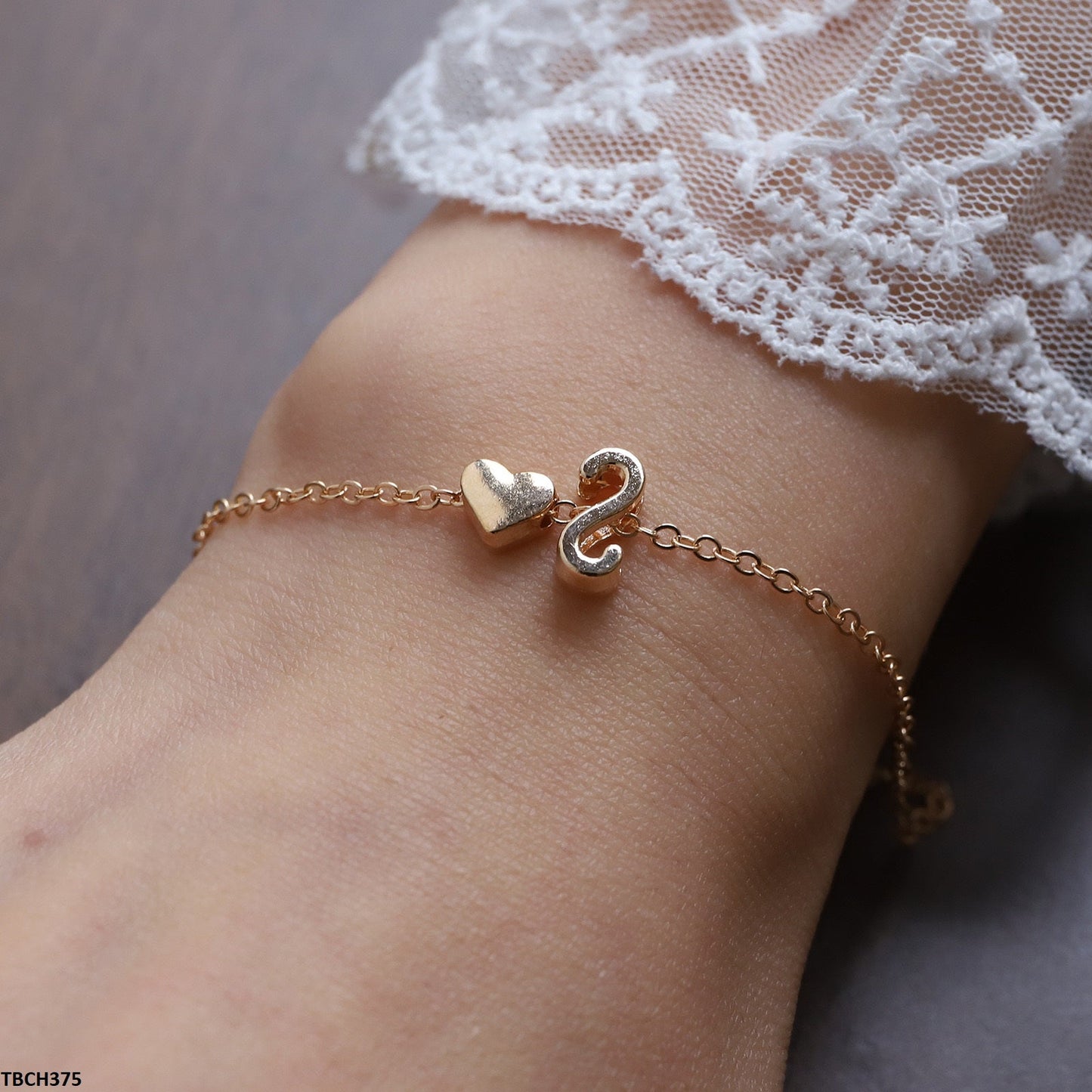 TBCH375 QWN Alphabet Heart Bracelet - TBCH