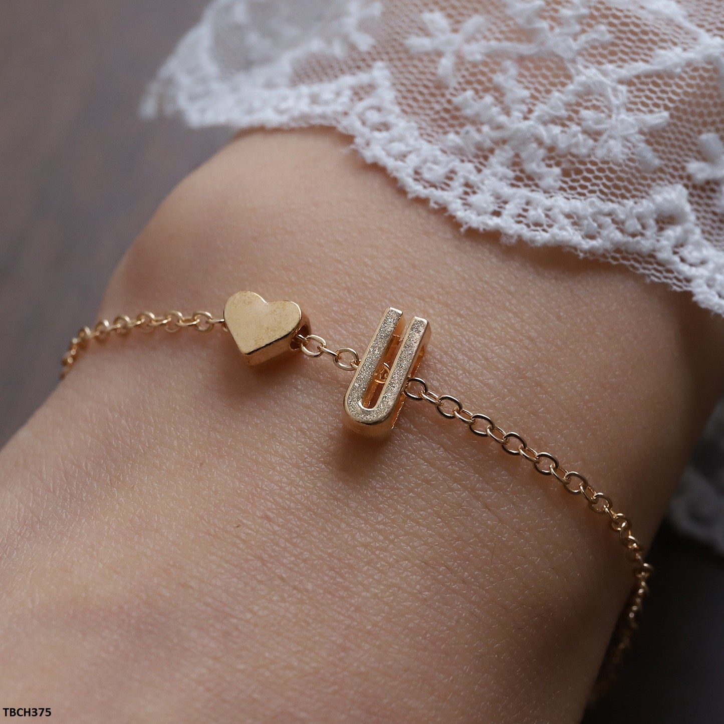 TBCH375 QWN Alphabet Heart Bracelet - TBCH