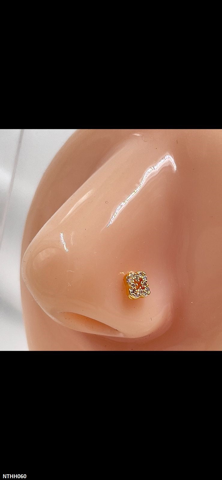 NTHH060 XYL Flower Nose Pin - NTHH