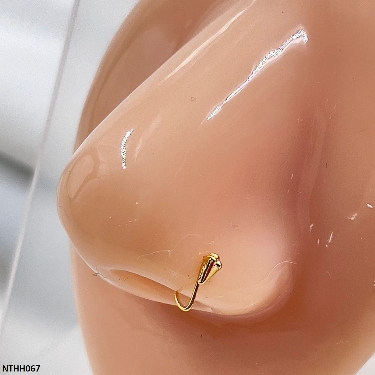 NTHH067 XYL Nose Pin - NTHH