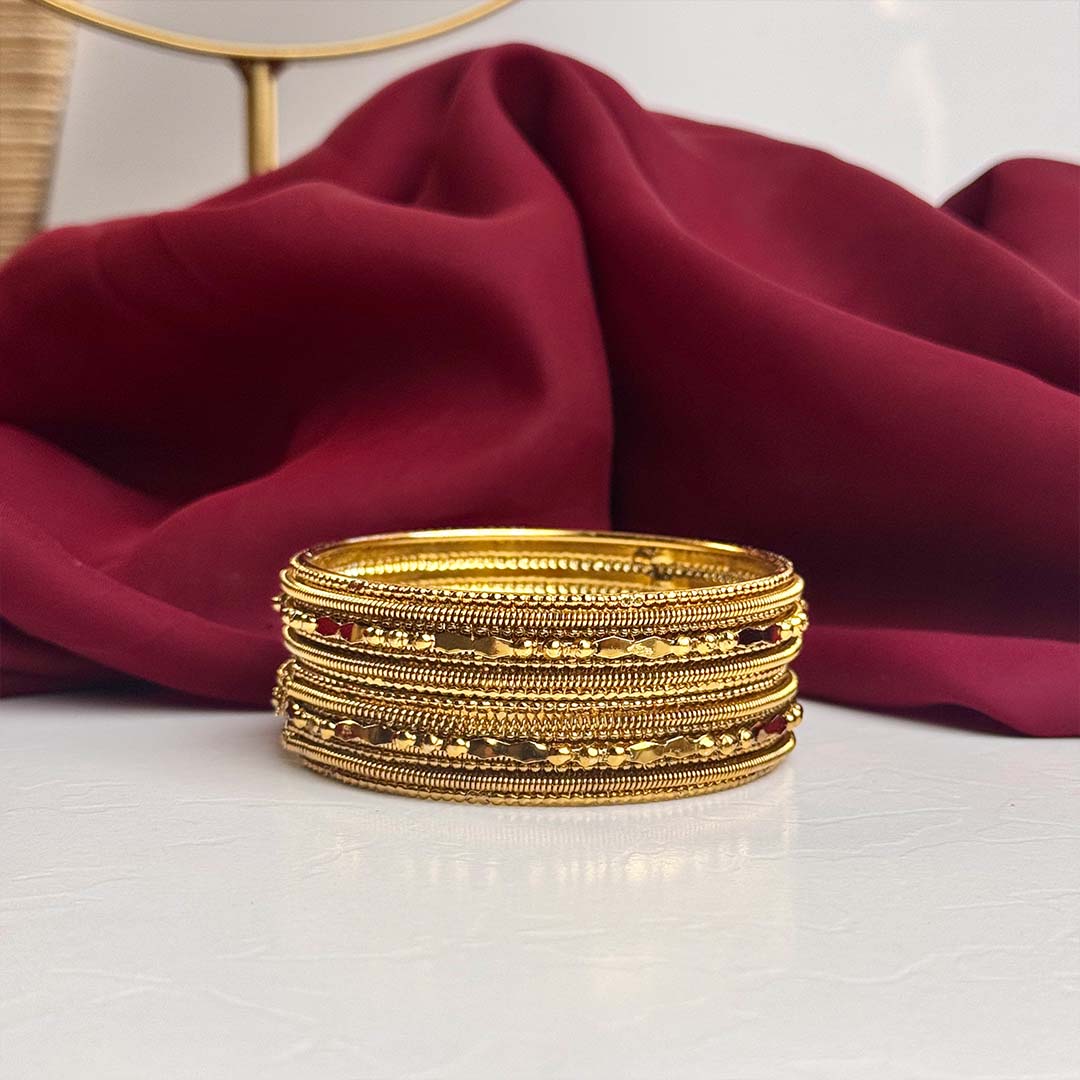 Saiqa Bangles (Golden)