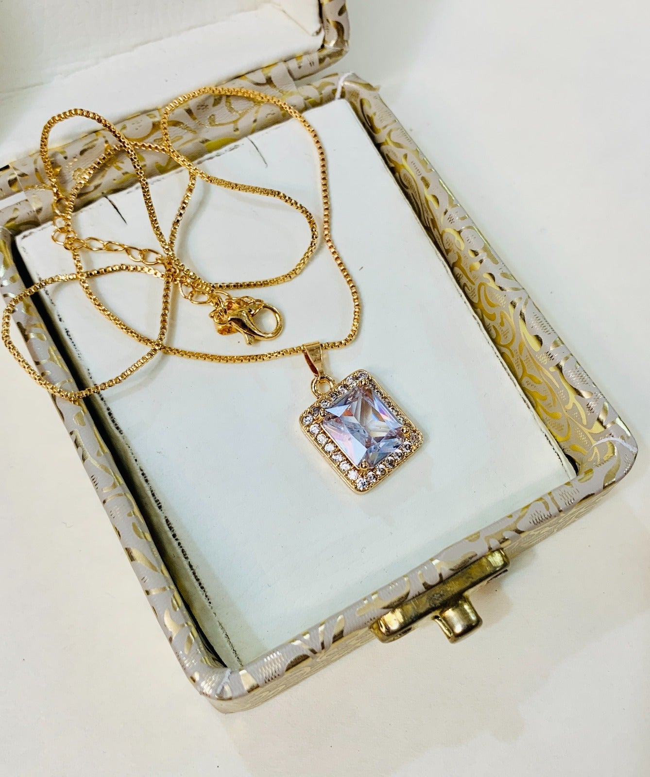 Zircon Pendant-264 (White)