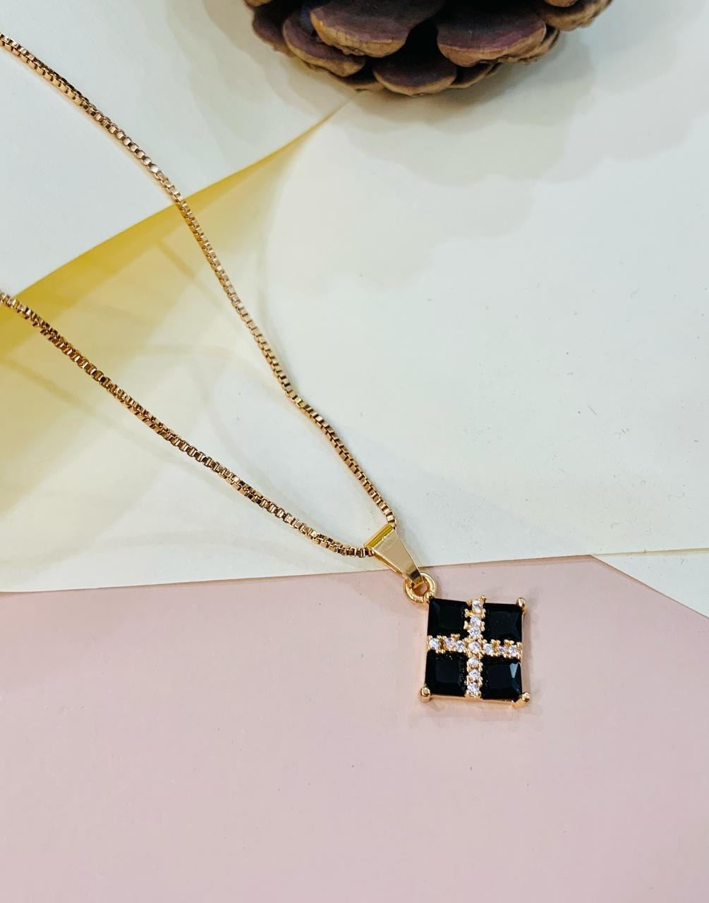 Zircon Pendant-253 (Black)