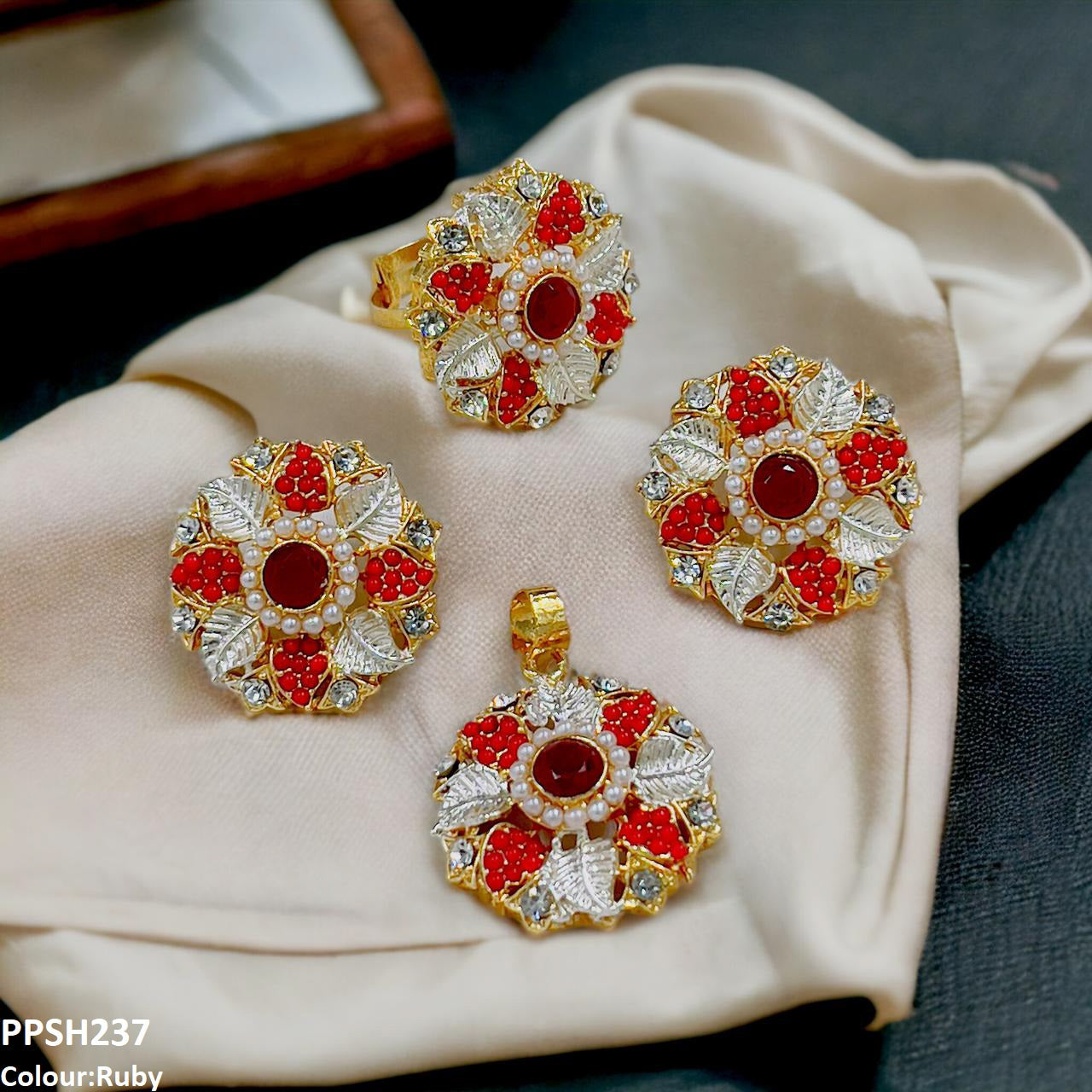PPSH237 SDQ Flower Pendant Set - PPSH