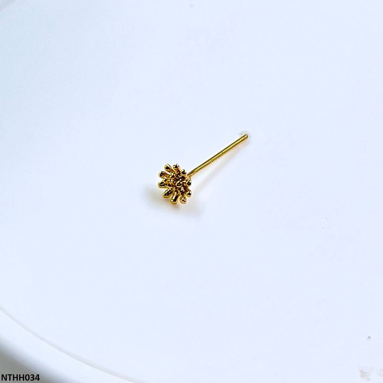 NTHH034 XYL Flower Nose Pin - NTHH