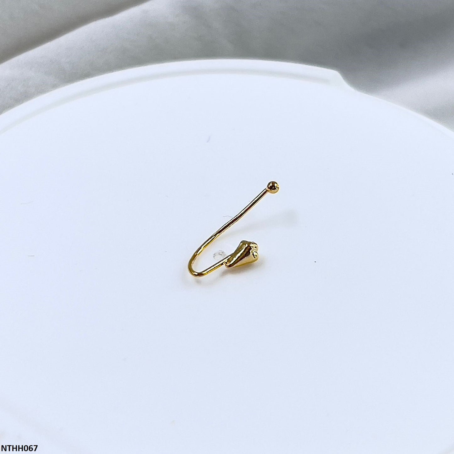 NTHH067 XYL Nose Pin - NTHH