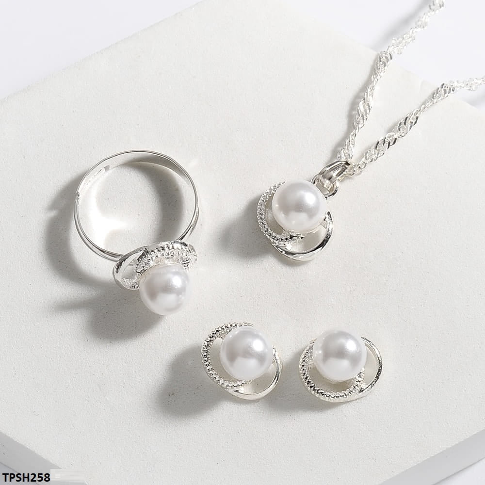 TPSH258 QWN Pearl Pendant Set - CPSH